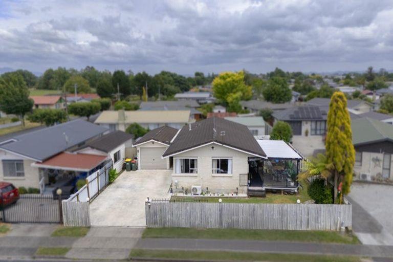 Photo of property in 1 Leslie Place, Deanwell, Hamilton, 3206