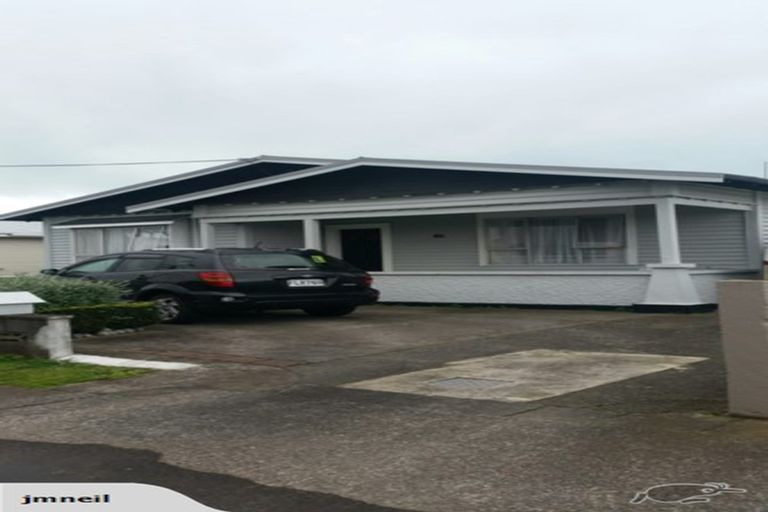 Photo of property in 85 Clemow Road, Fitzroy, New Plymouth, 4312
