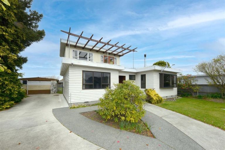 Photo of property in 8 Travis Road, Burwood, Christchurch, 8083