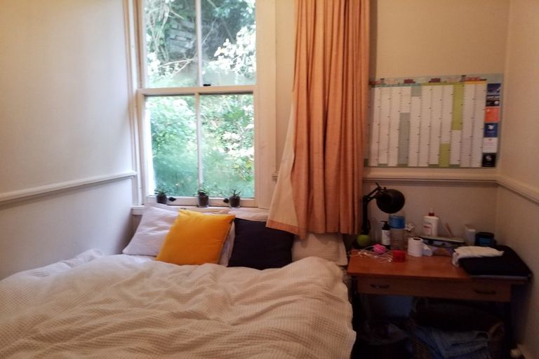 Photo of property in 48 Aurora Terrace, Kelburn, Wellington, 6012