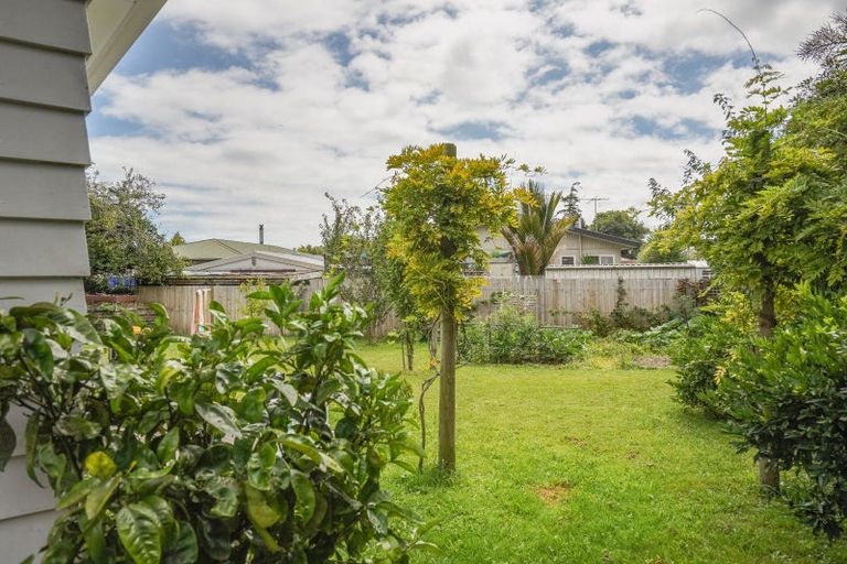 Photo of property in 285 Seaview Road, Stoke, Nelson, 7011