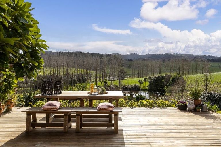 Photo of property in 22 Rosemount Road, Matakana, Warkworth, 0985