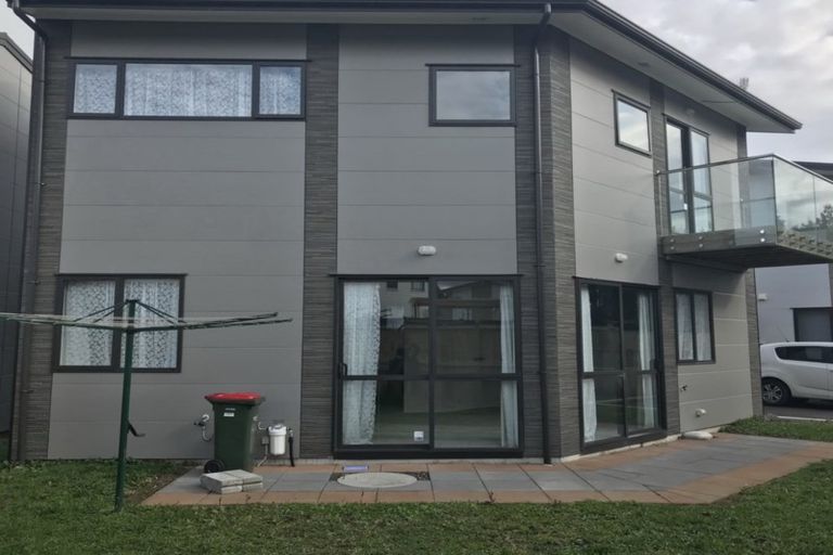 Photo of property in 20/79 Ranfurly Road, Alfriston, Auckland, 2105