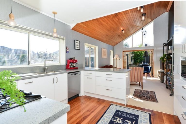 Photo of property in 4 Riverview Terrace, Fairfield, Hamilton, 3214