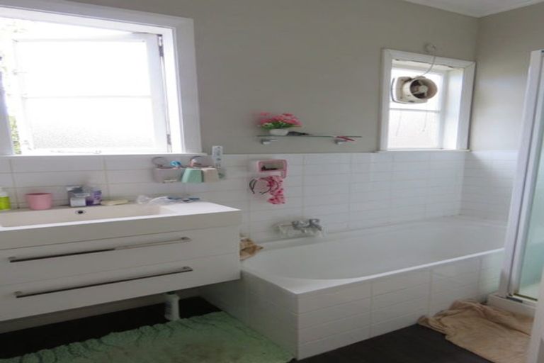 Photo of property in 41 Wainui Street, Riccarton, Christchurch, 8041