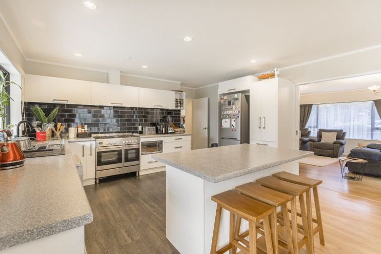 Photo of property in 9 Jeannie Way, Waikanae Beach, Waikanae, 5036