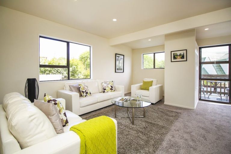 Photo of property in 5a Sabot Place, Massey, Auckland, 0614