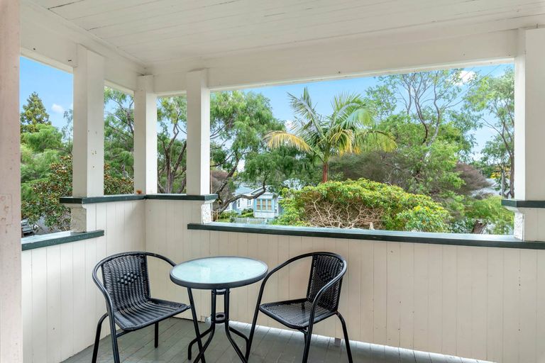 Photo of property in 18 Charlton Avenue, Mount Eden, Auckland, 1024