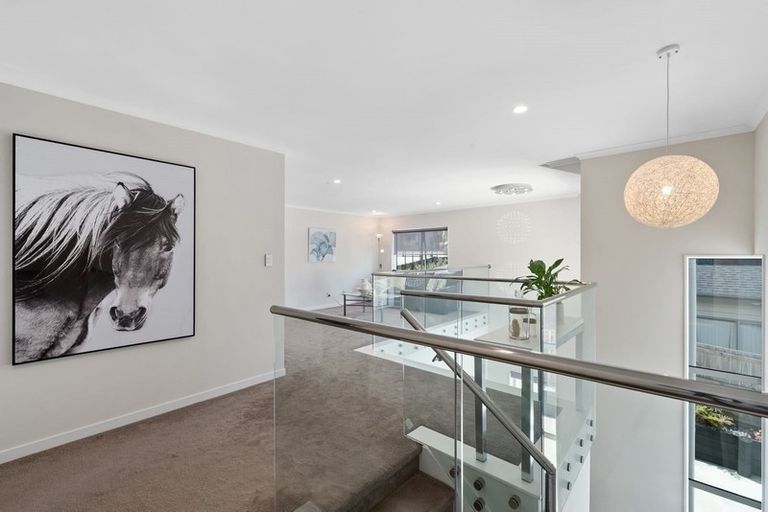 Photo of property in 16 Harvest Avenue, Orewa, 0931