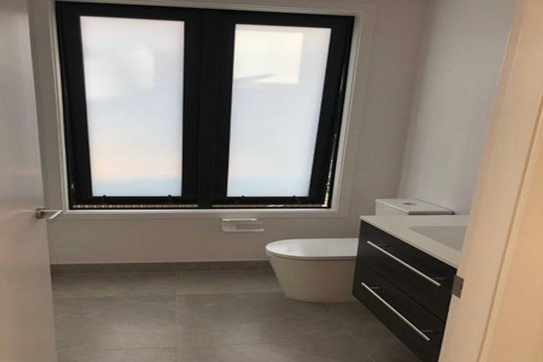 Photo of property in 37 Houhere Street, Paraparaumu, 5032