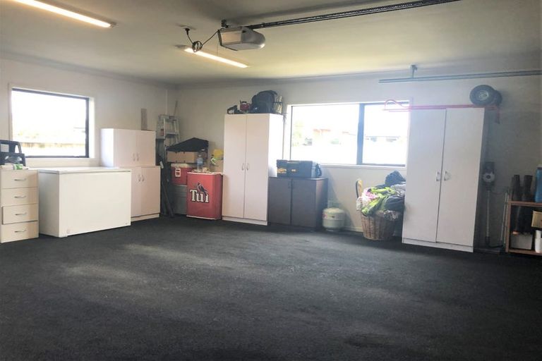 Photo of property in 24 Coby Sydney Drive, Bell Block, New Plymouth, 4312