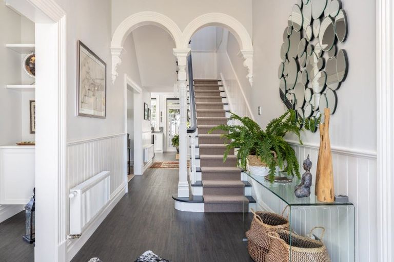 Photo of property in 149a Tukapa Street, Westown, New Plymouth, 4310