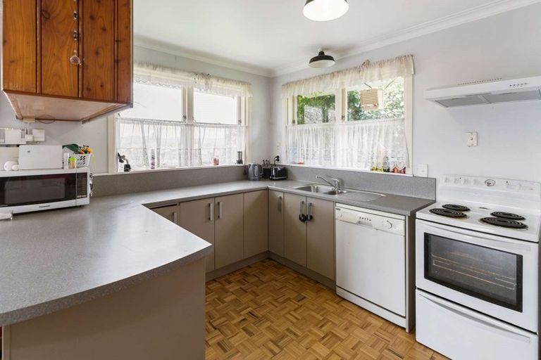Photo of property in 48 Island View Road, Western Heights, Rotorua, 3015