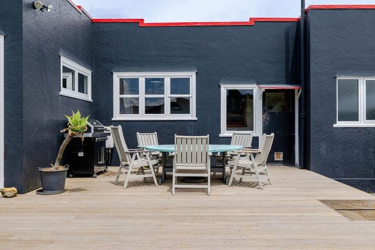 Photo of property in 12 Carthew Street, Feilding, 4702