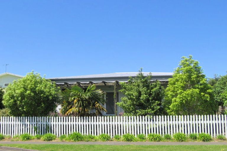Photo of property in 13 Kennedy Street, Mangapapa, Gisborne, 4010