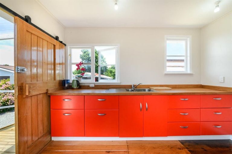 Photo of property in 25 Flower Street, Bulls, 4818