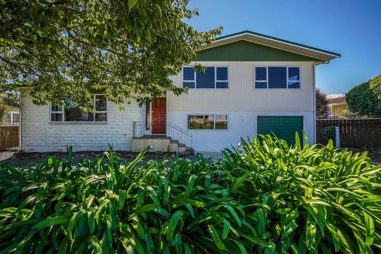 Photo of property in 4 Rosebank Terrace, Stoke, Nelson, 7011