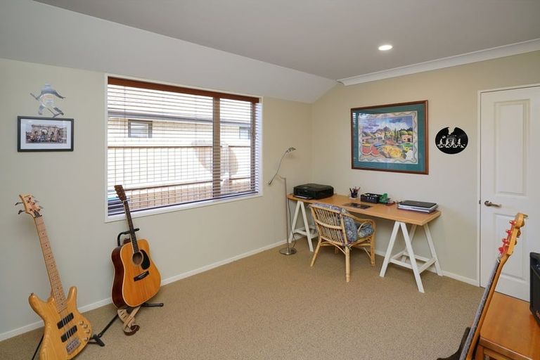 Photo of property in 20 Coppinger Terrace, Aidanfield, Christchurch, 8025