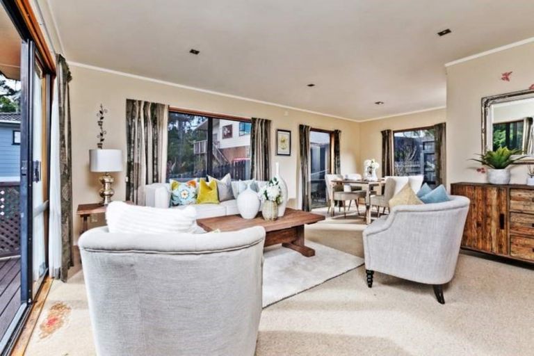 Photo of property in 7a Ramonda Close, Bayview, Auckland, 0629