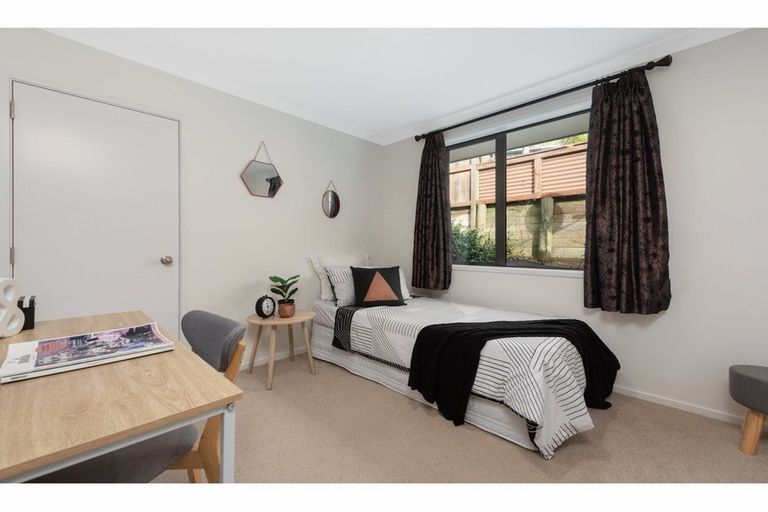 Photo of property in 31 Bateleur Close, Welcome Bay, Tauranga, 3112