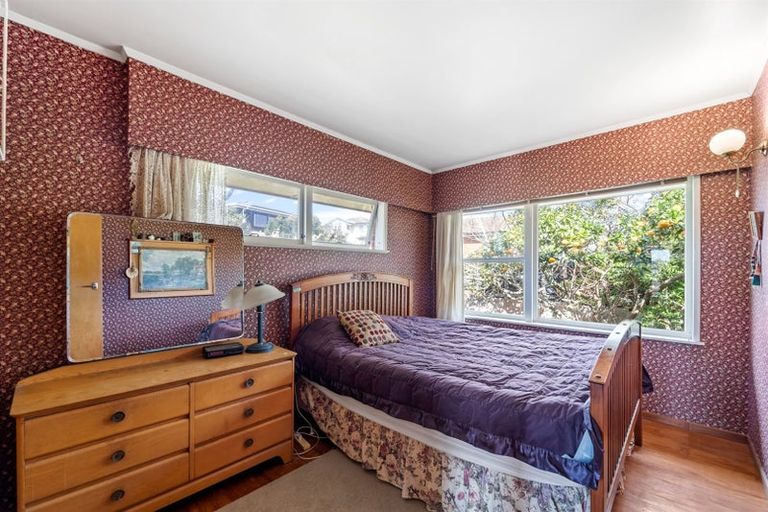 Photo of property in 491 Beach Road, Murrays Bay, Auckland, 0630