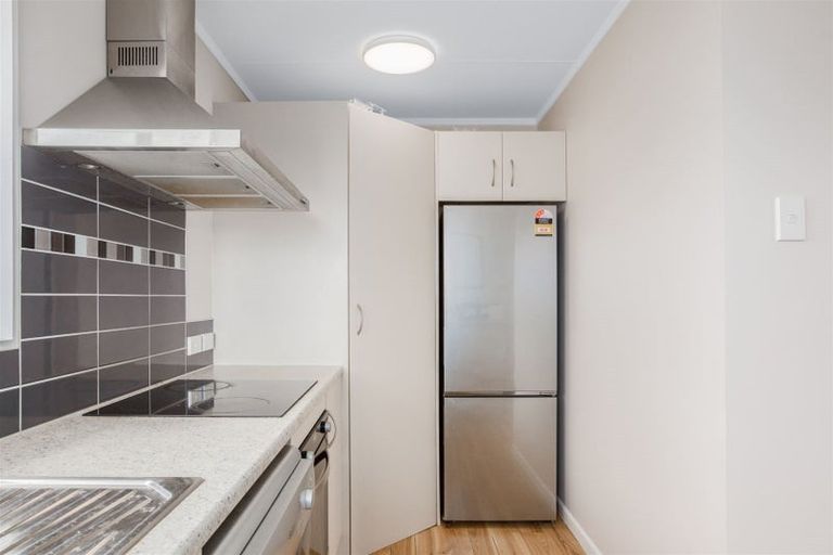 Photo of property in 66 Sievers Grove, Cannons Creek, Porirua, 5024