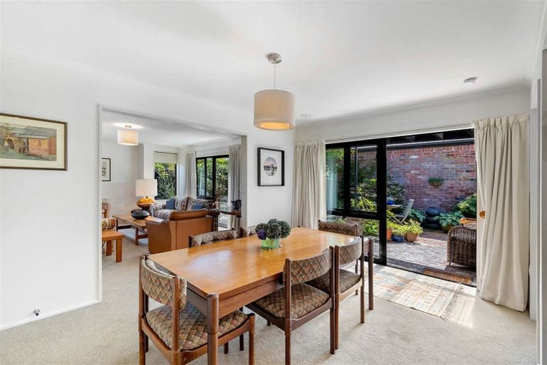 Photo of property in 69 Glandovey Road, Fendalton, Christchurch, 8052