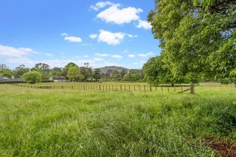 Photo of property in 60 Dale Road, Ramarama, Drury, 2579