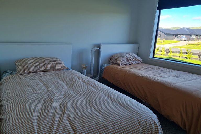 Photo of property in 1 Larches Lane, Kinloch, 3377