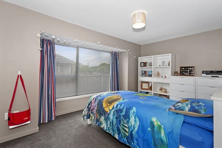 Photo of property in 37 Sledmere Street, Burnside, Christchurch, 8053