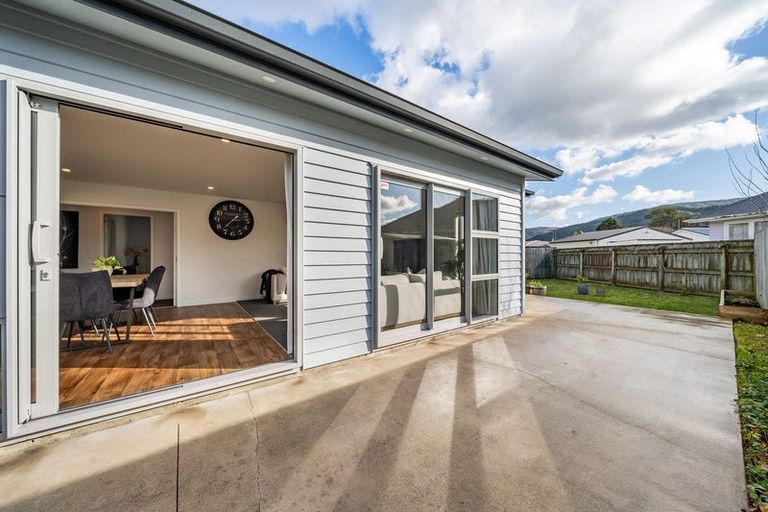Photo of property in 25a Hikurangi Street, Trentham, Upper Hutt, 5018