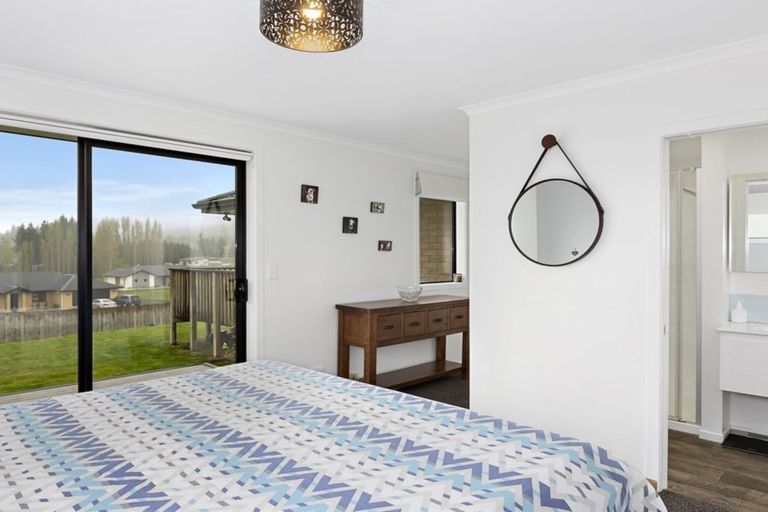 Photo of property in 50 Titri Road, Waihola, Outram, 9073