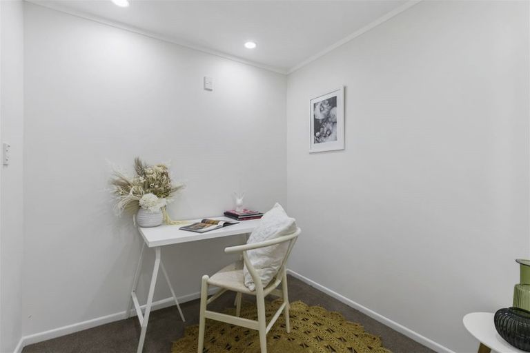 Photo of property in 73 Saffron Street, Birkdale, Auckland, 0626