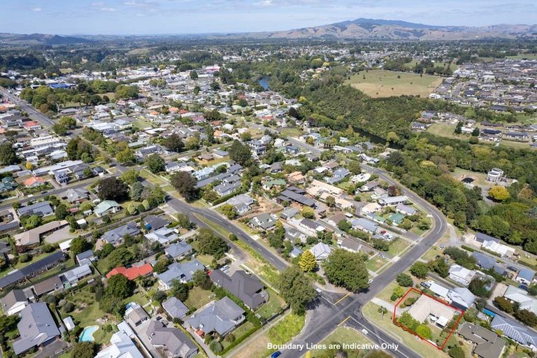 Photo of property in 12 Hall Street, Cambridge, 3434