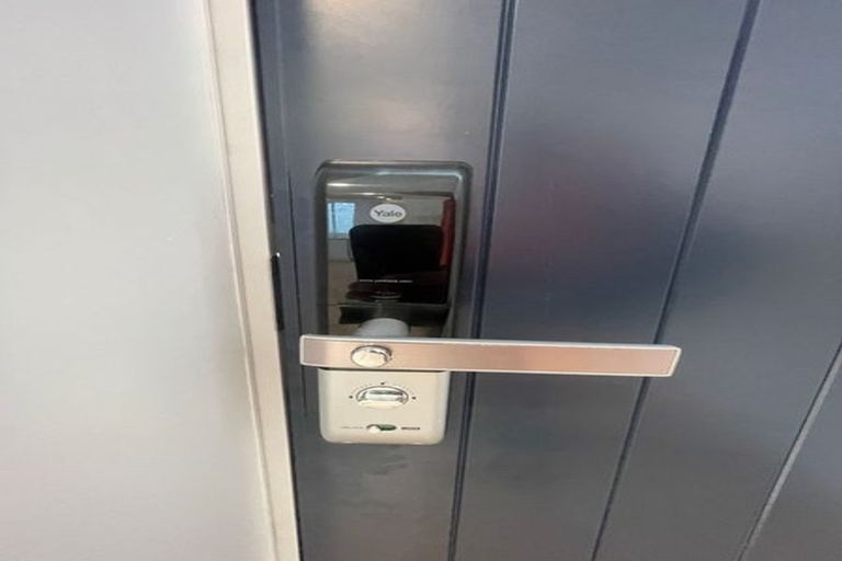 Photo of property in 5/30 Pirie Street, Mount Victoria, Wellington, 6011