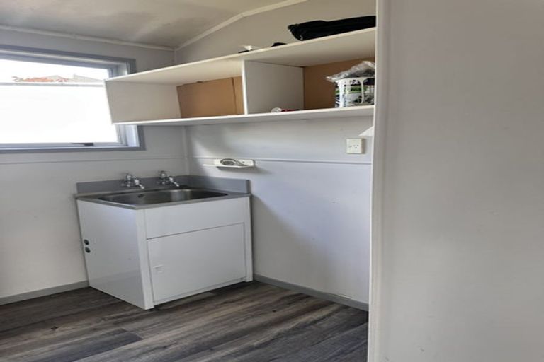 Photo of property in 33 Amanda Avenue, Dinsdale, Hamilton, 3204