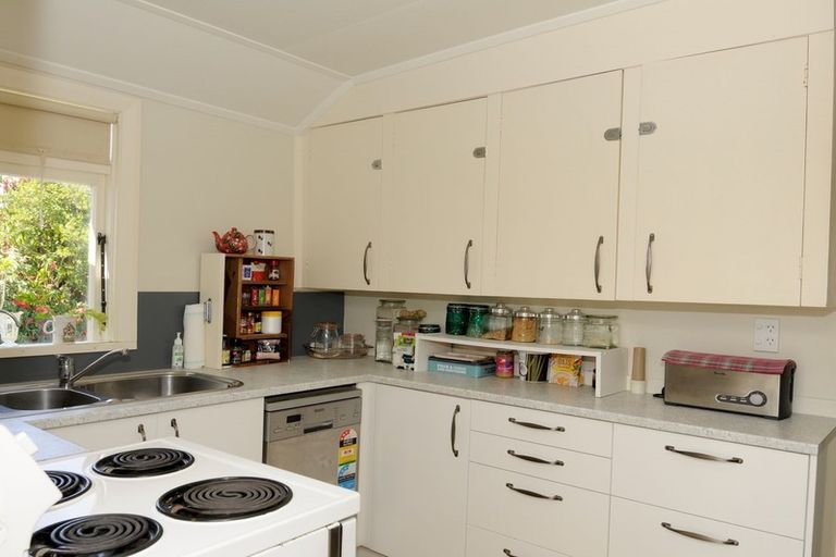 Photo of property in 104 Mill Road, Waimate, 7978