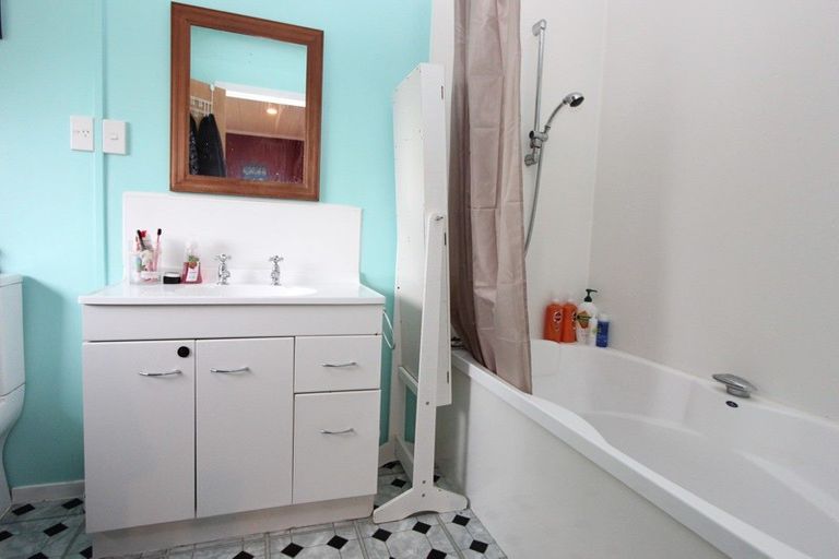 Photo of property in 27c Miro Street, Inglewood, 4330