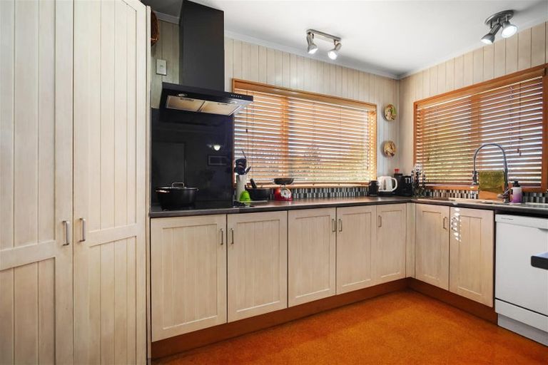 Photo of property in 9 Seddon Road, Frankton, Hamilton, 3204