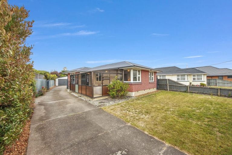 Photo of property in 22 Yarmouth Street, Aranui, Christchurch, 8061