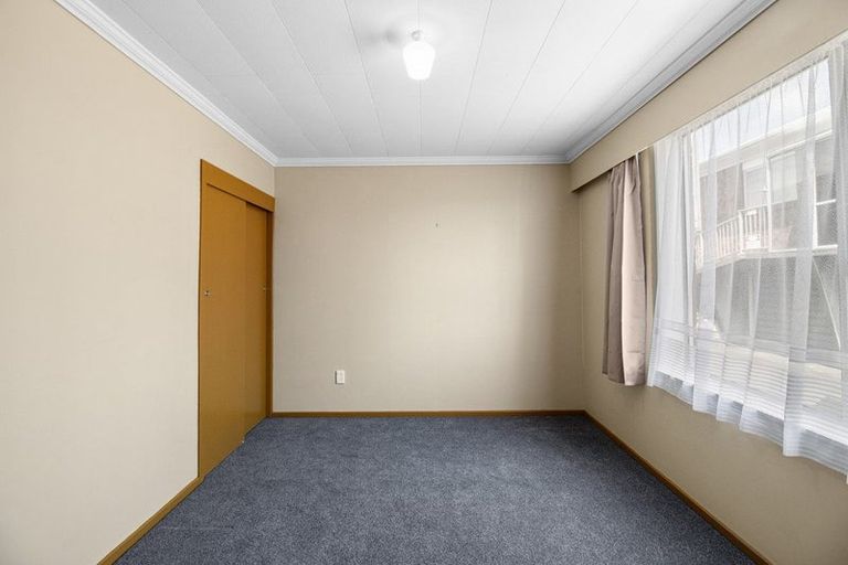 Photo of property in 303a Devon Street West, New Plymouth, 4310