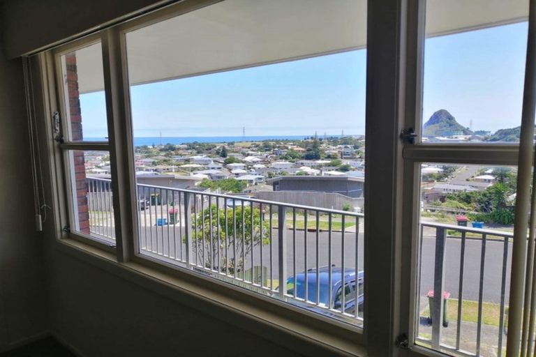 Photo of property in 32 Crownhill Street, Spotswood, New Plymouth, 4310