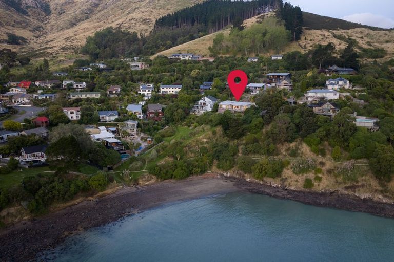 Photo of property in 8 Cass Bay Place, Cass Bay, Lyttelton, 8082