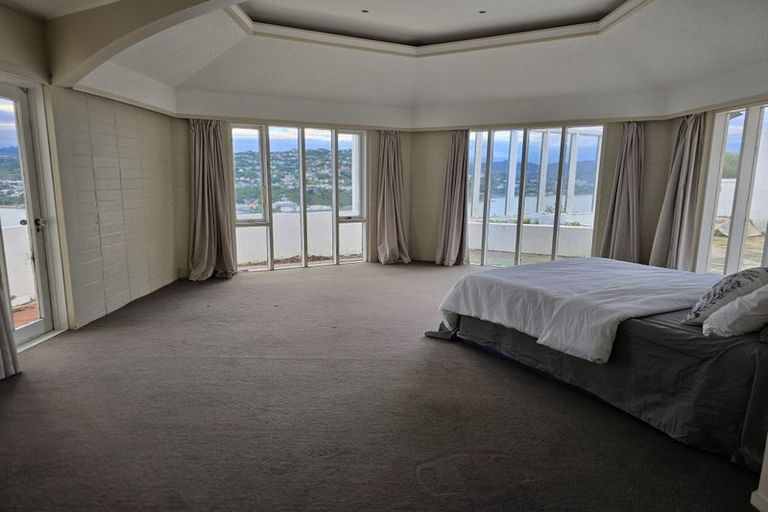 Photo of property in 9 Rangitane Street, Maupuia, Wellington, 6022