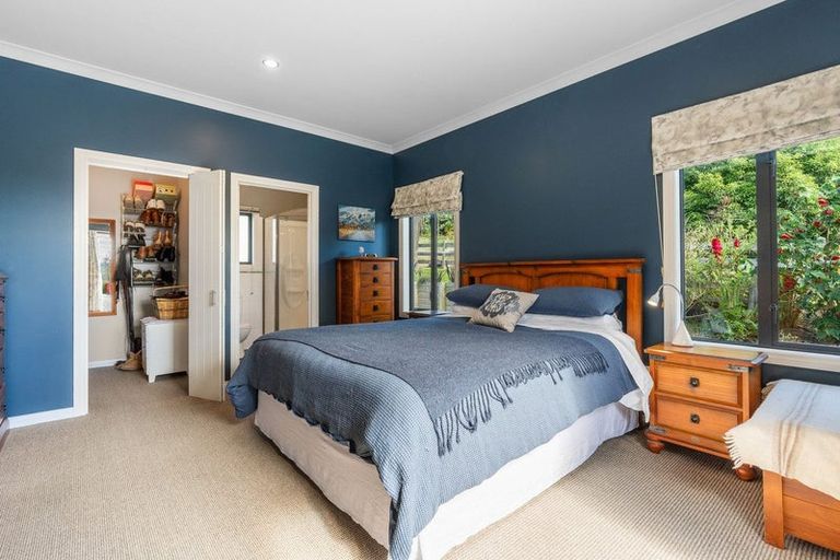 Photo of property in 138 Mckendry Road, Woodside, Outram, 9074