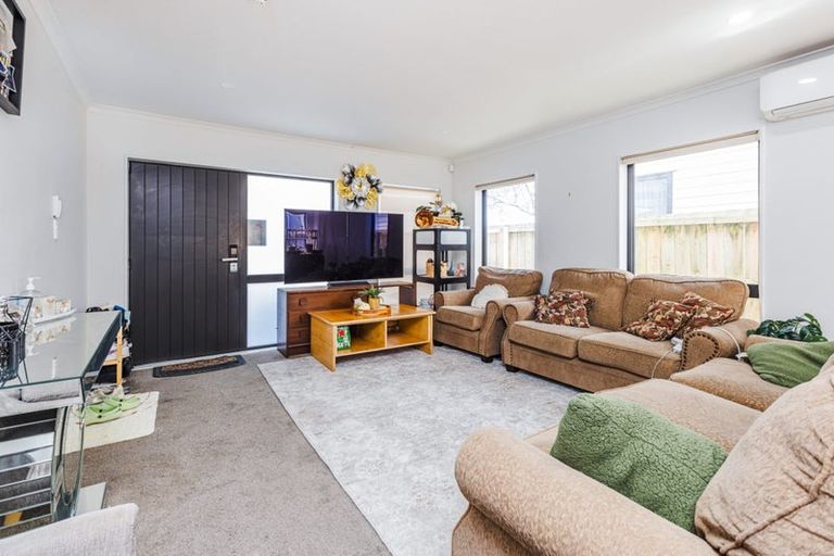 Photo of property in 184b Mahia Road, Wattle Downs, Auckland, 2103