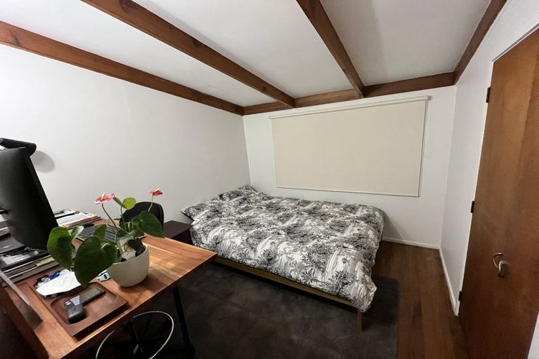 Photo of property in 69 Potter Avenue, Northcote, Auckland, 0627