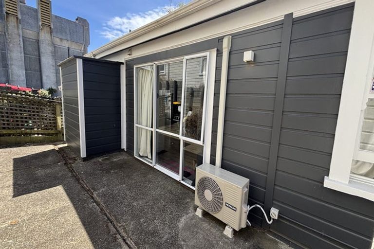Photo of property in 20 Owen Street, Newtown, Wellington, 6021