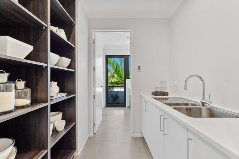 Photo of property in 17 Fordyce Avenue, Sunnyhills, Auckland, 2010