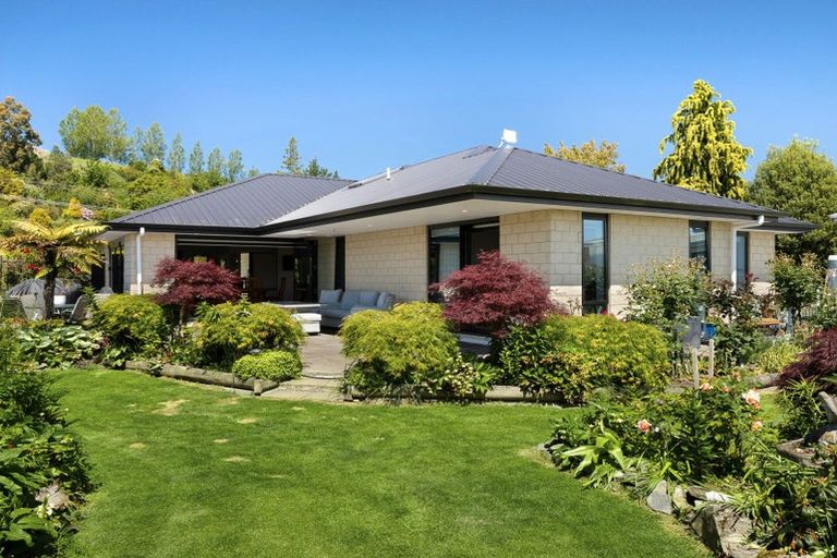 Photo of property in 9 Greenhithe Street, Waihola, Milton, 9073